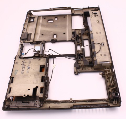 DOLNA OBUDOWA HP 8460P 6070B0478801 DOLNA OBUDOWA HP 8460P 6070B0478801